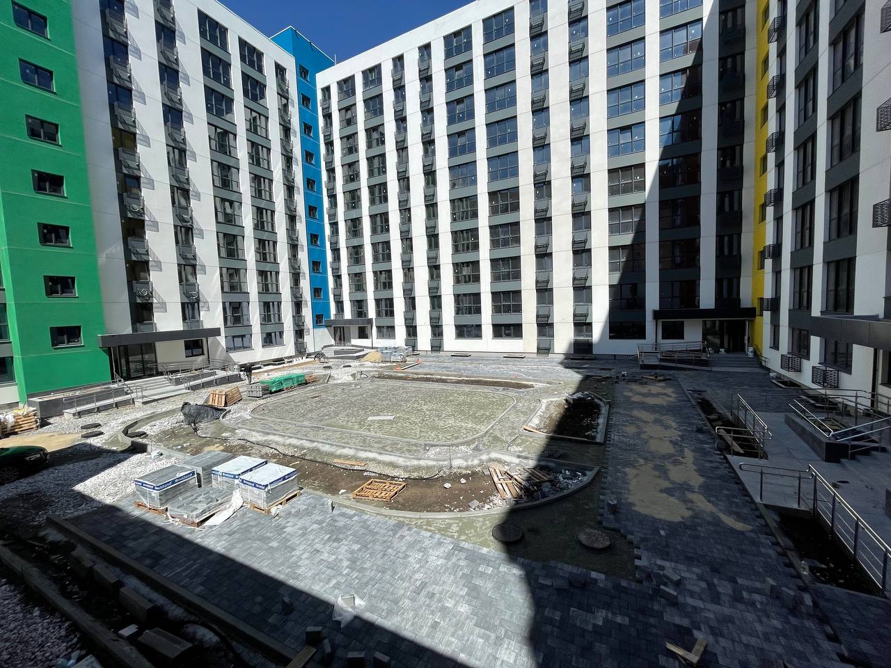 двор (3)